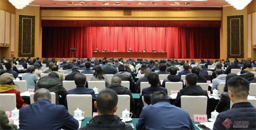 云南省人力資源社會保障工作會議提出 突出就業(yè)優(yōu)先 促進就業(yè)增收